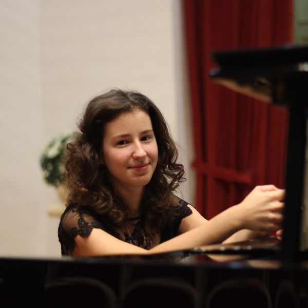 Maria Kustas Clamo Music Piano Contest Prize Winner - Clamo Music ...