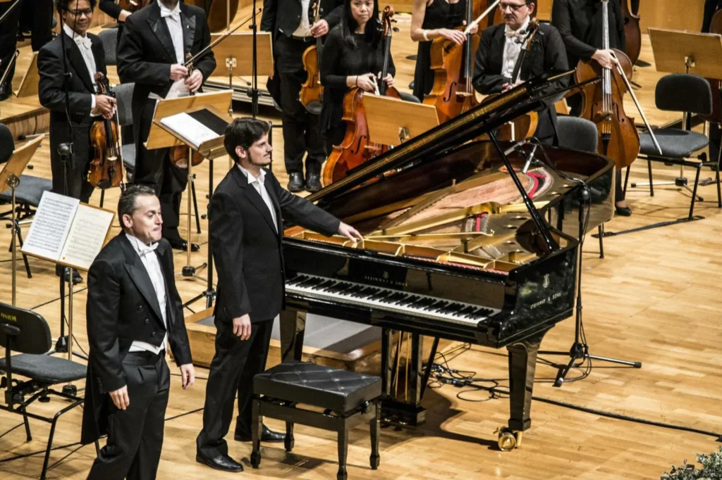 Concurso-Internacional-de-Piano-y-Conciertos-Clamo-Music-007 Concurso-Internacional-de-Piano-y-Conciertos-Clamo-Music-007