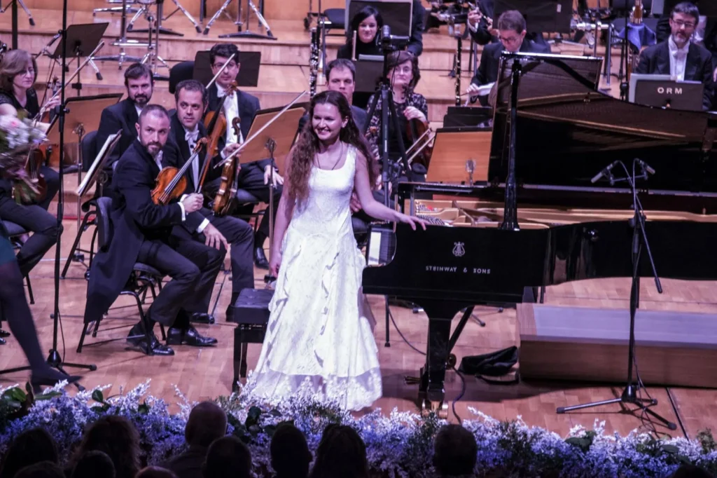 Concurso-Internacional-de-Piano-y-Conciertos-Clamo-Music-023 Concurso-Internacional-de-Piano-y-Conciertos-Clamo-Music-023