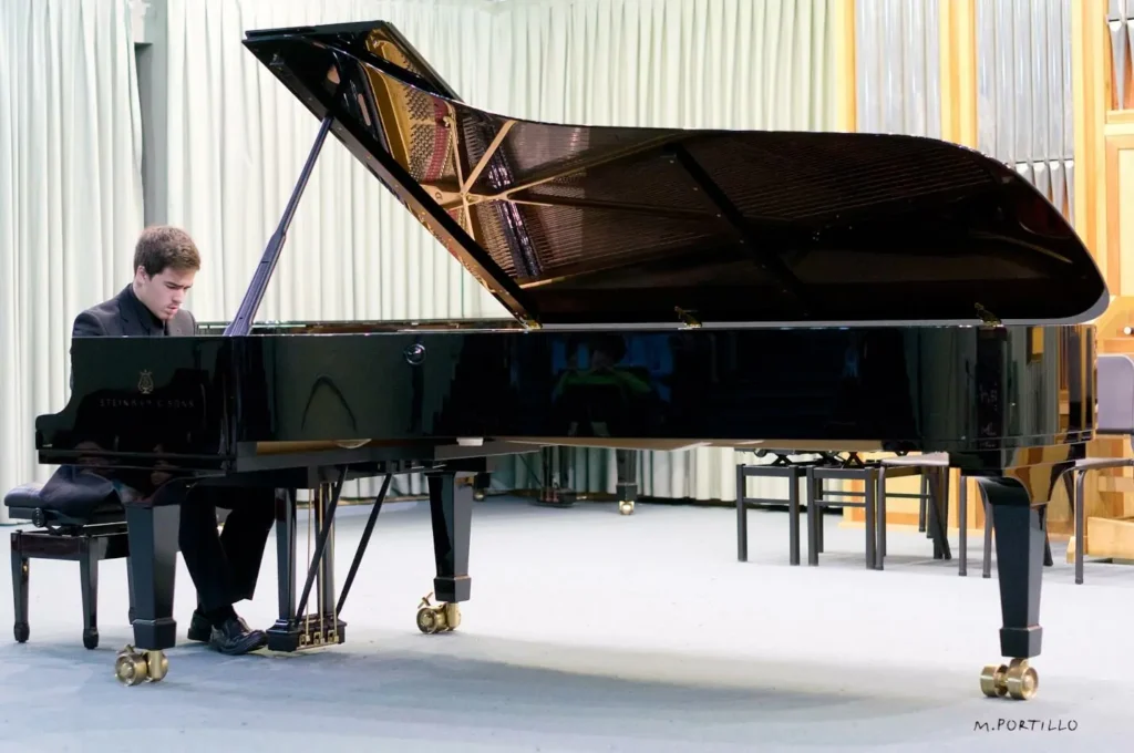 Concurso-Internacional-de-Piano-y-Conciertos-Clamo-Music-132 Concurso-Internacional-de-Piano-y-Conciertos-Clamo-Music-132