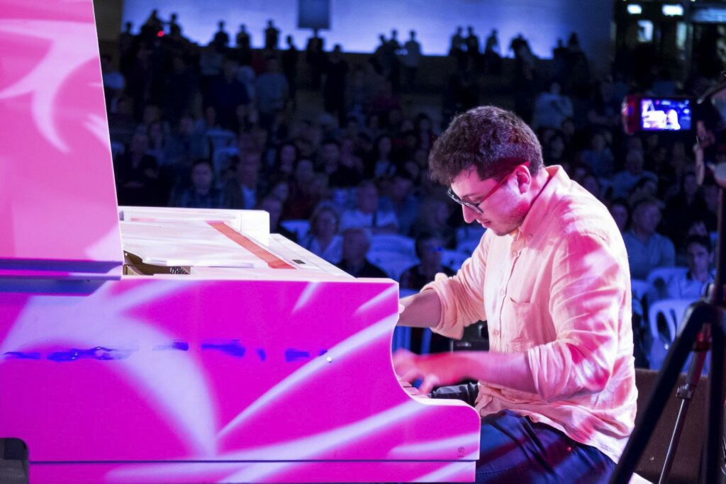 Pianos in the Street - 009 Pianos in the Street - 009